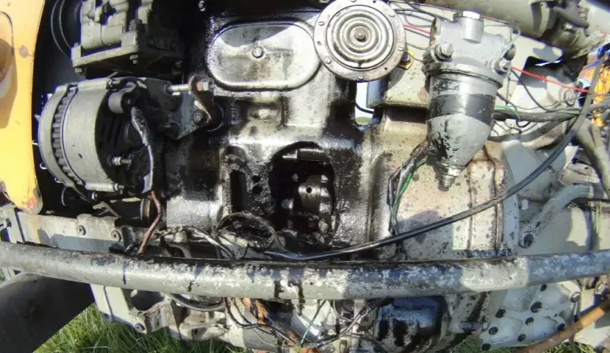 Co ile motogodzin wymiana oleju w koparce? Kluczowe zasady